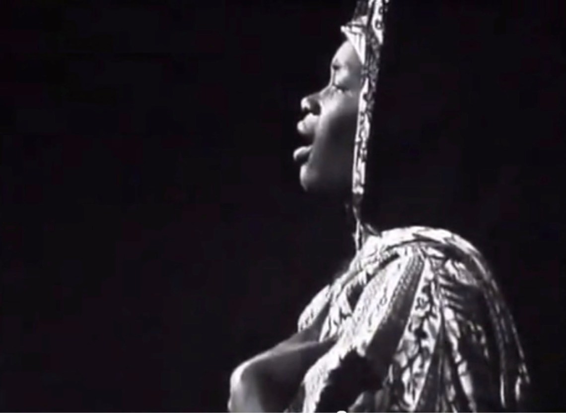 N'Gola Ritmos - Monami